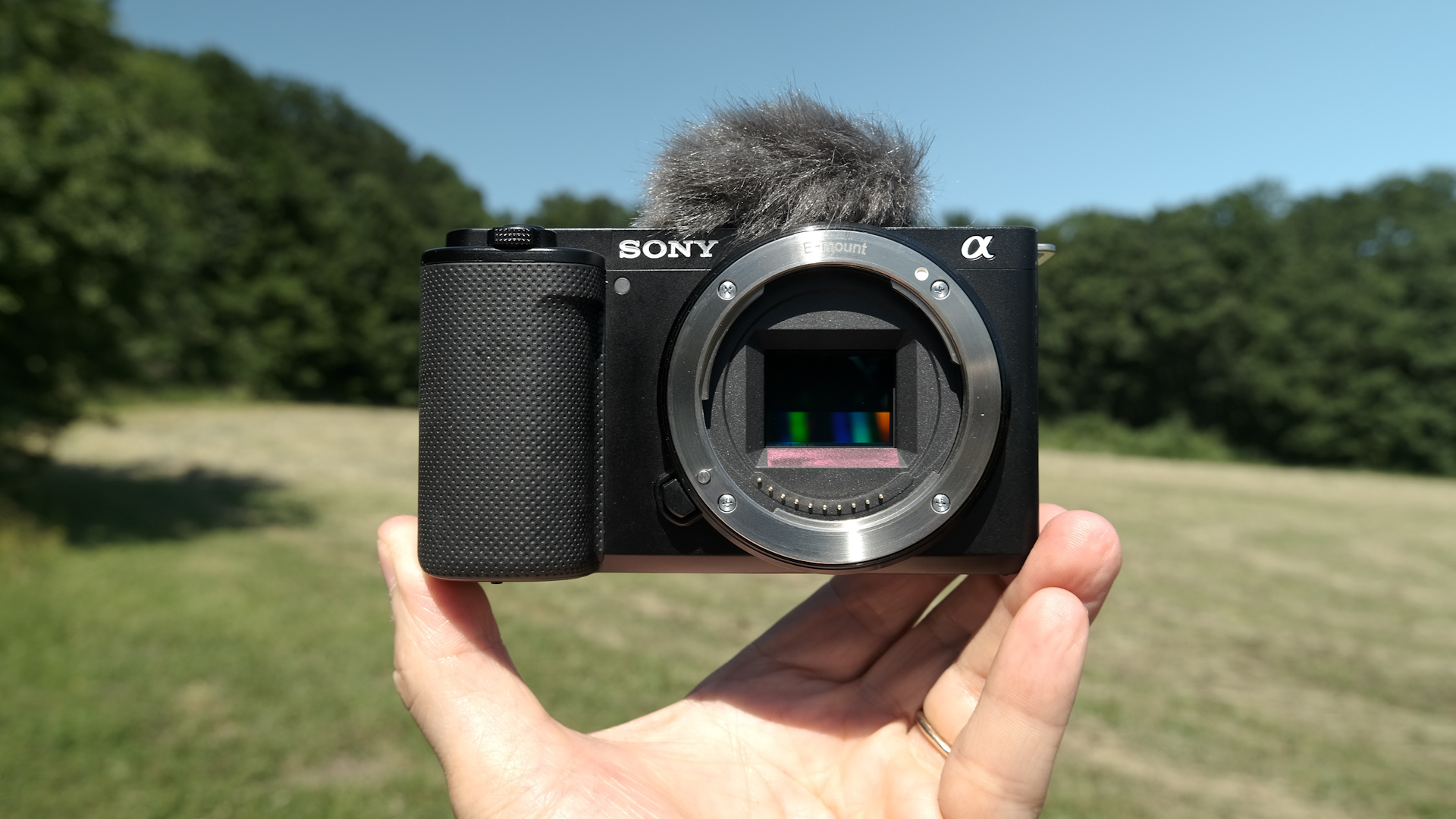 Nueva cámara ZV-E10 de Sony perfecta para vloggers